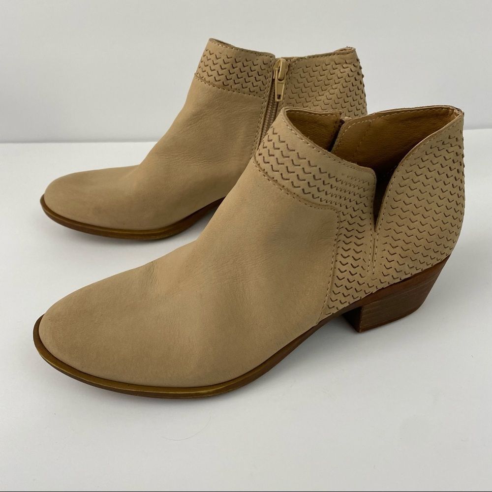 Lucky Brand • Tan Ankle Booties - Picture 4 of 9